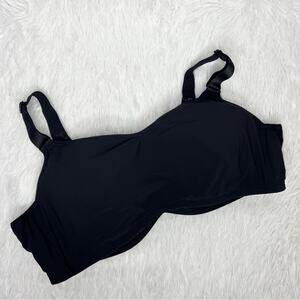 TORRID / black wireless wicking sports bra / 44C